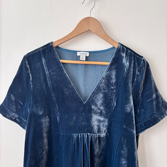 Sundance Briella V-Neck Velvet Silk Blend Babydoll Top - Picture 3 of 6